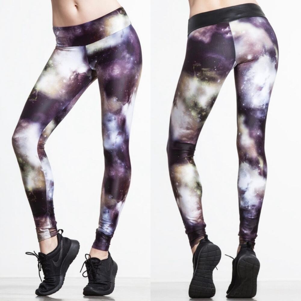 NEW SukiShufu S Universe Leatherback Leggings Long Tight Carbon38 Galaxy Gym UPF